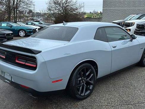 Used 2020 Dodge Challenger R/T w/ Plus Package image 28