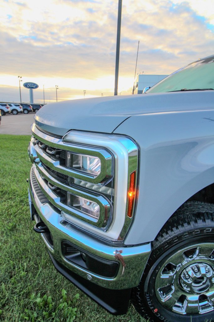 Used 2025 Ford F350 King Ranch w/ Chrome Package AWD/4WD image 7