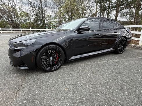 Used 2026 BMW M5 w/ Executive Package AWD/4WD image 20
