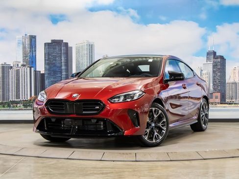 Used 2025 BMW M235i xDrive w/ Premium Package image 2