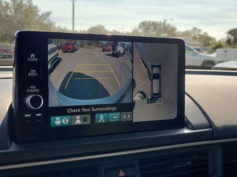 Used 2025 Honda Pilot Elite image 27