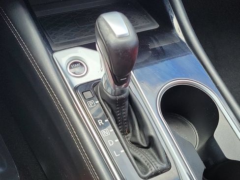 Used 2023 Nissan Altima 2.5 SV w/ SV Premium Package FWD image 39