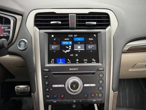 Used 2017 Ford Fusion Platinum image 15