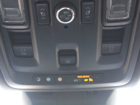 Used 2023 Cadillac Escalade Sport w/ Touring Package AWD/4WD image 43
