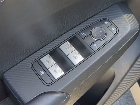 New 2026 Mitsubishi Outlander LE FWD image 13