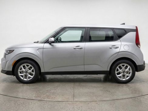 Used 2025 Kia Soul LX w/ LX Technology Package image 5