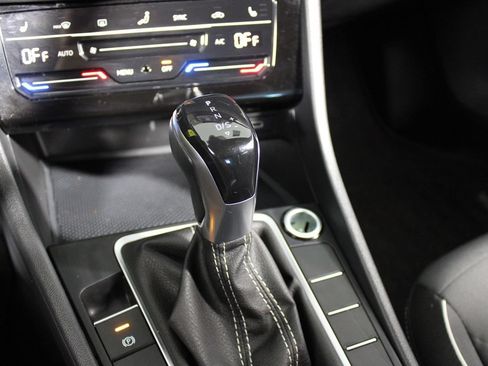 Used 2025 Volkswagen Jetta Sport FWD image 20