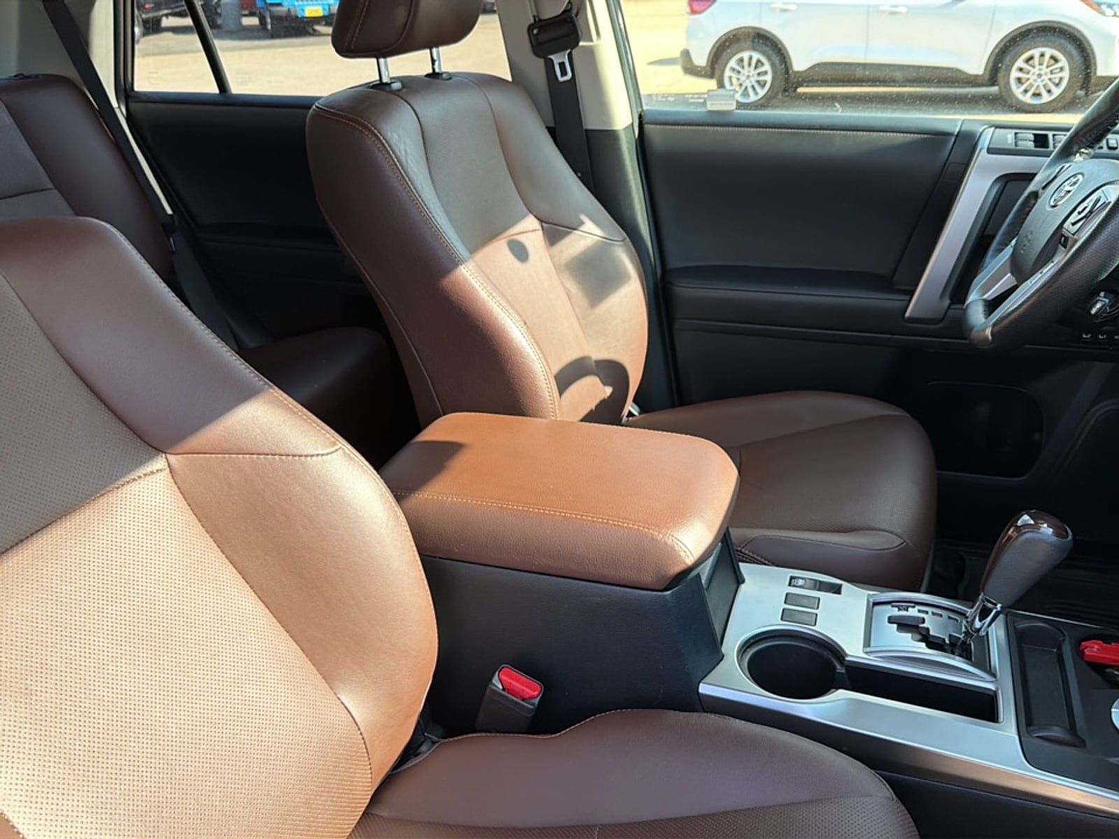 Used 2023 Toyota 4Runner Limited AWD/4WD image 13