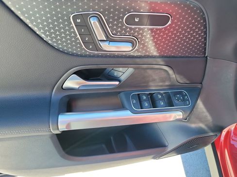 New 2026 Mercedes-Benz GLB 35 AMG 4MATIC image 19