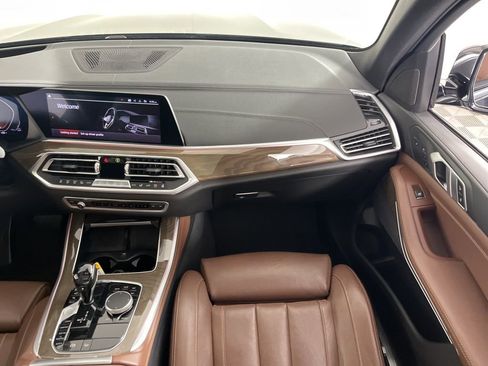 Used 2020 BMW X5 xDrive40i w/ Premium Package image 21