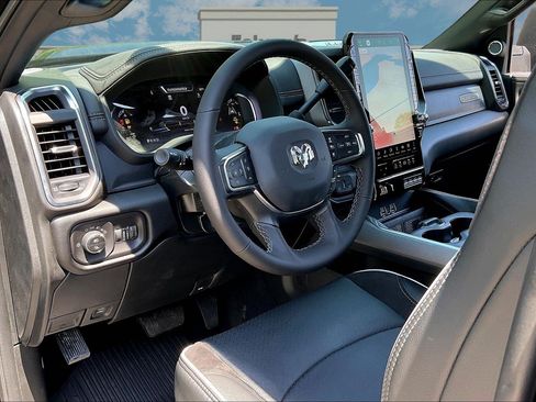 New 2026 RAM 2500 Laramie AWD/4WD image 6