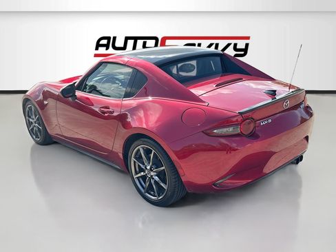 Used 2019 MAZDA MX-5 Miata RF Grand Touring w/ GT-S Package RWD image 5
