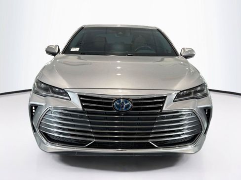 Used 2019 Toyota Avalon Limited w/ Advanced Safety Package FWD image 8