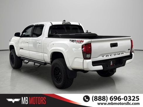 Used 2019 Toyota Tacoma SR5 AWD/4WD image 5