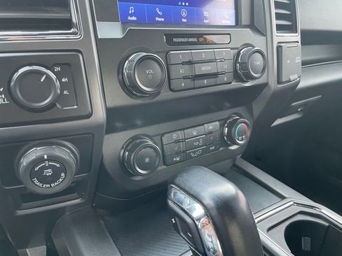 Used 2019 Ford F150 XLT w/ Equipment Group 302A Luxury image 18