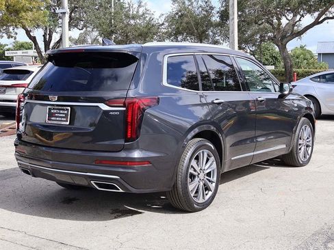 Used 2020 Cadillac XT6 Premium Luxury image 11