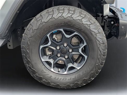 Used 2023 Jeep Wrangler Unlimited Rubicon 4xe w/ Steel Bumper Group image 10