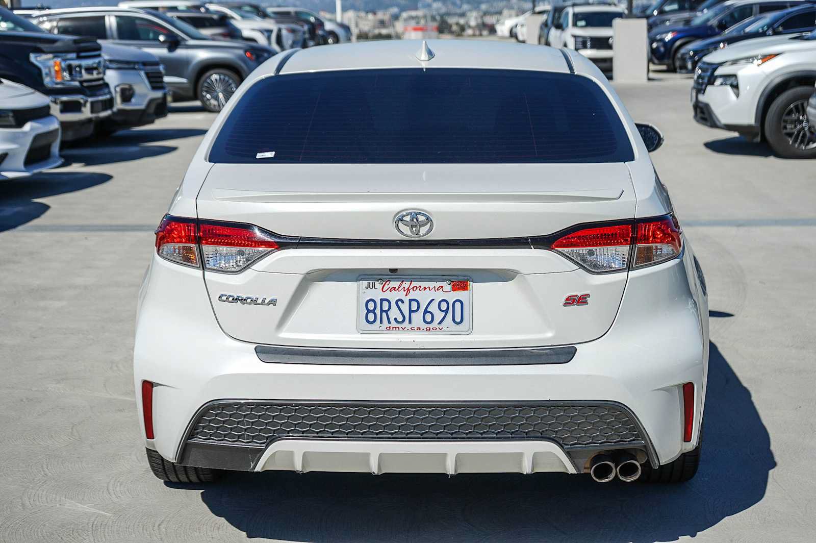 Used 2020 Toyota Corolla SE w/ Carpet Mat Package (TMS) FWD image 7