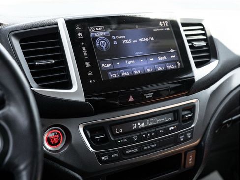 Used 2019 Honda Ridgeline RTL-T image 10