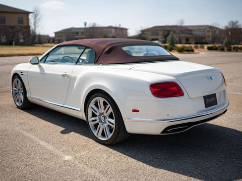 Used 2017 Bentley Continental GT image 7