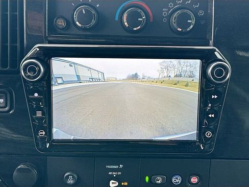 Used 2022 Chevrolet Express 2500 w/ Enhanced Convenience Package image 30