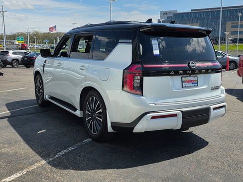 New 2026 Nissan Armada Platinum Reserve w/ Accent Package AWD/4WD image 4