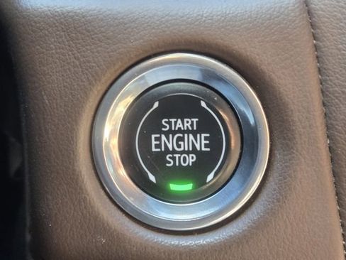 Used 2023 Chevrolet Tahoe High Country image 23