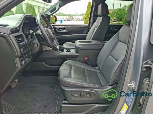 Certified 2022 Chevrolet Tahoe RST w/ Luxury Package AWD/4WD image 15