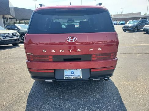 Used 2025 Hyundai Santa Fe SEL FWD image 9