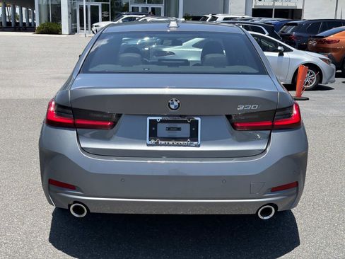 Used 2025 BMW 330i Sedan RWD image 4