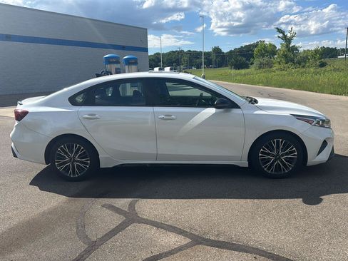 Used 2023 Kia Forte GT-Line w/ GT-Line Premium Package FWD image 6