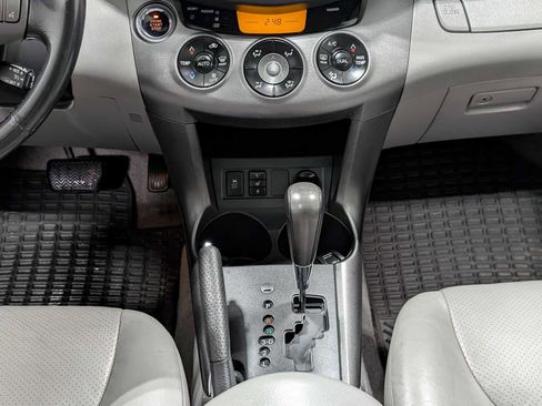 Used 2011 Toyota RAV4 Limited w/ Limited Extra Value Pkg AWD/4WD image 19