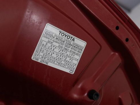 Used 2021 Toyota Corolla LE w/ Carpet Mat Package (TMS) FWD image 31