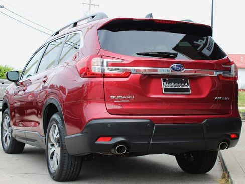 Used 2025 Subaru Ascent Premium AWD/4WD image 3