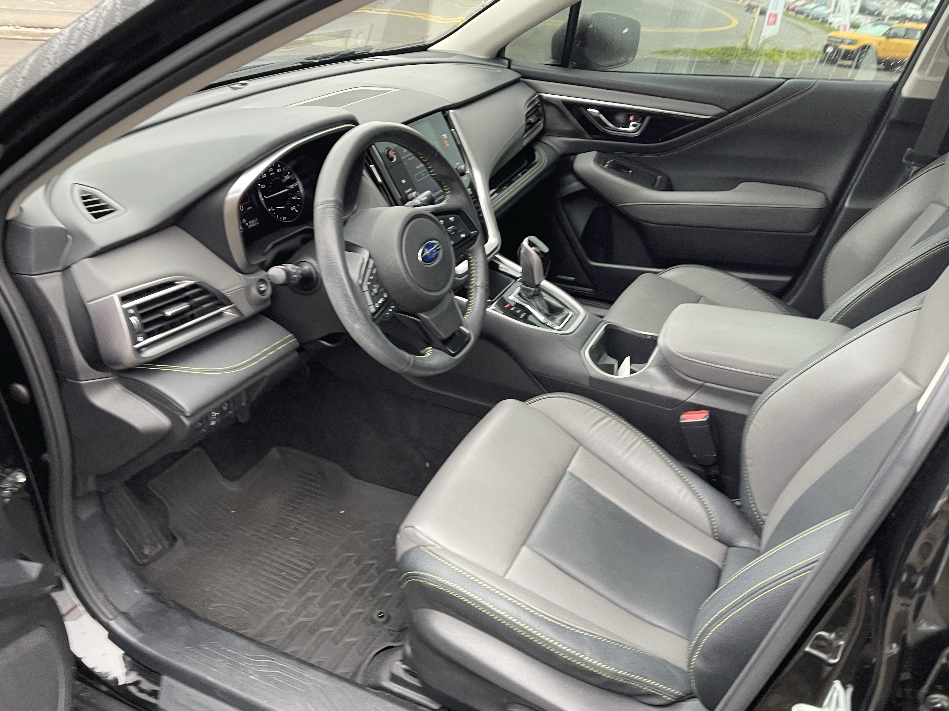 Used 2024 Subaru Outback Onyx Edition AWD/4WD image 10