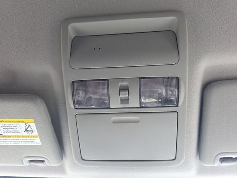Used 2017 Nissan Frontier SV AWD/4WD image 30