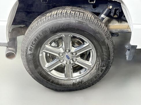 Used 2024 Ford F150 XLT w/ Tow/Haul Package image 31