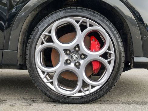 Used 2024 Alfa Romeo Tonale Veloce image 12