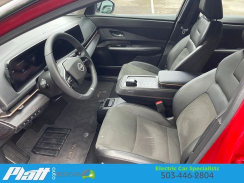 Used 2023 Nissan Ariya FWD image 20