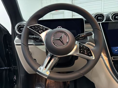 New 2026 Mercedes-Benz GLC 300 image 15