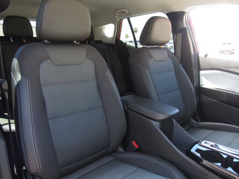 Used 2026 Chevrolet Trax LT w/ Driver Confidence Package FWD image 10
