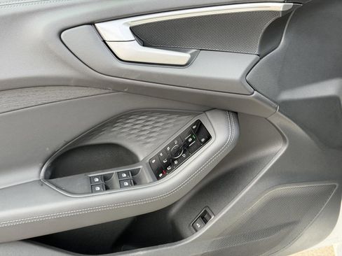 Used 2025 Audi A5 2.0T Premium w/ Convenience Package image 11