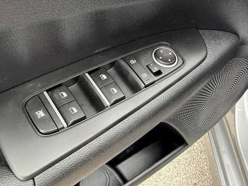 Used 2024 Kia Forte LXS FWD image 22