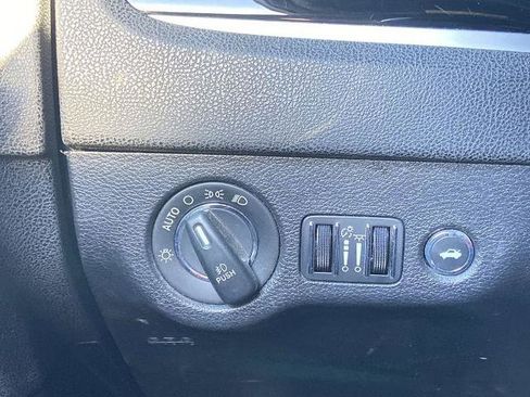 Used 2021 Chrysler 300 S image 14