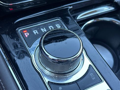 Used 2015 Jaguar XJ L Portfolio image 33