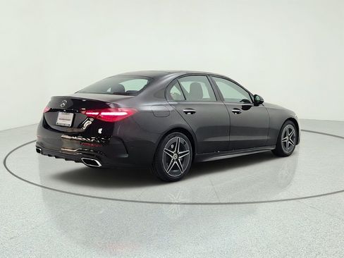 Used 2023 Mercedes-Benz C 300 Sedan image 5