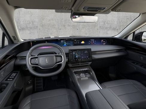 New 2026 Lincoln Nautilus Premier AWD/4WD image 9