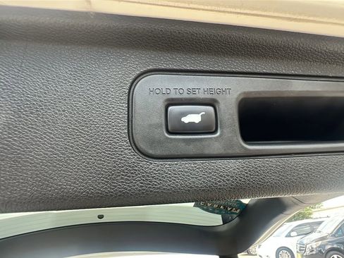 Used 2018 Honda Odyssey Elite image 36