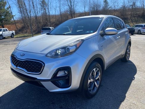 Used 2020 Kia Sportage LX image 7