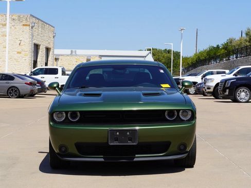 Used 2018 Dodge Challenger SXT Plus RWD image 2